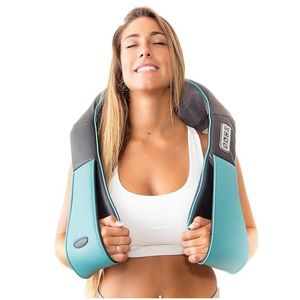 InvoSpa - Deep Tissue Back Shoulder and Neck Massager with Heat